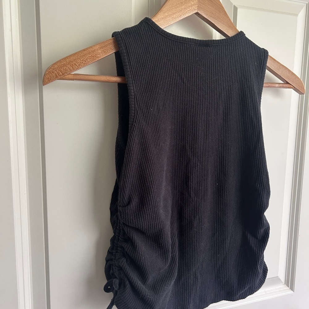 EUC barely worn Old Navy rib knit side cinch tie tank girls 14/16 black - Picture 3 of 6